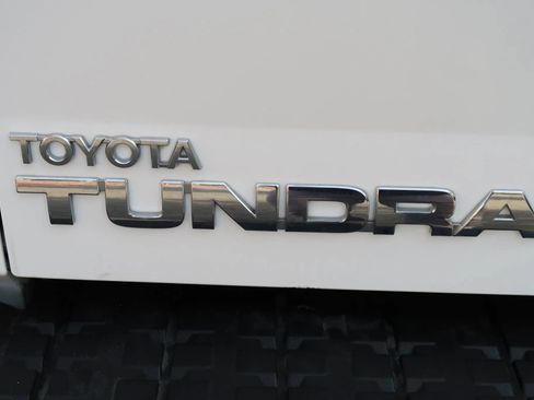 Used 2012 Toyota Tundra SR5 image 8