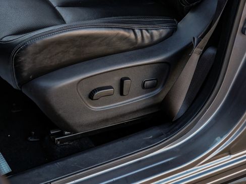 Used 2022 Nissan Rogue Sport SL image 34