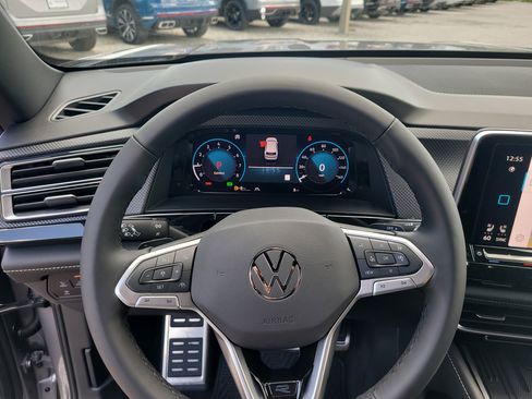 New 2025 Volkswagen Atlas Cross Sport SEL R-Line AWD/4WD image 28