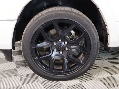 Used 2021 RAM 1500 Laramie image 19