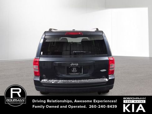 Used 2015 Jeep Patriot Latitude image 8