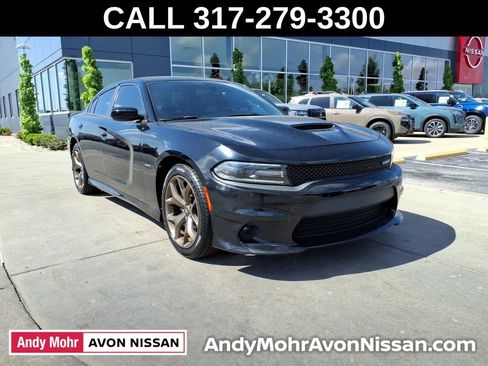 Used 2019 Dodge Charger R/T w/ Plus Group RWD image 2