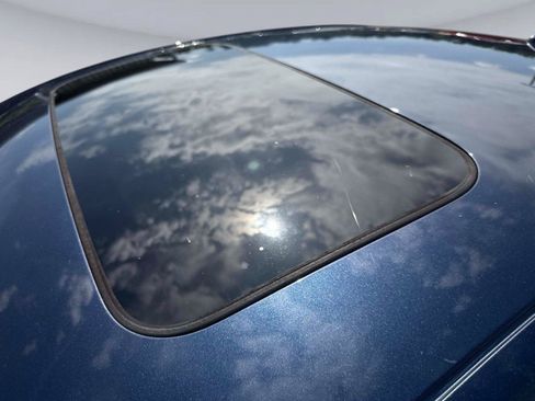Certified 2023 Honda Accord EX image 31