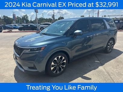 Used 2024 Kia Carnival EX
