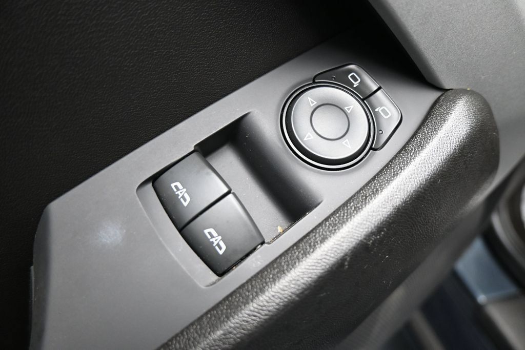Used 2022 Chevrolet Camaro LT RWD image 11