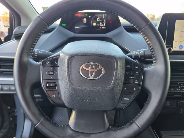 Certified 2025 Toyota Prius LE FWD image 24