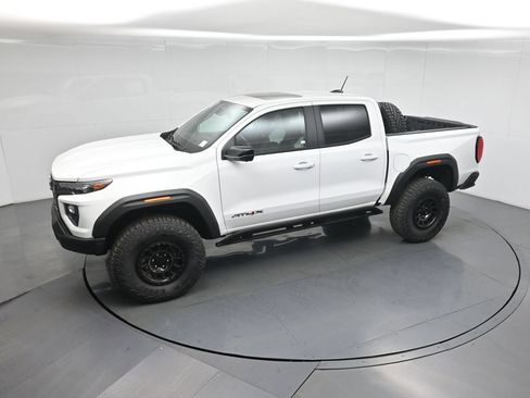 Used 2024 GMC Canyon AT4X w/ AT4X AEV Edition AWD/4WD image 44