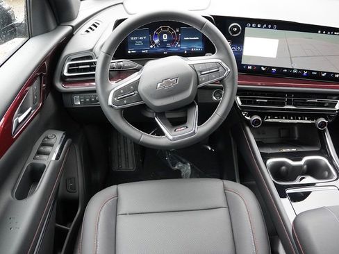 New 2026 Chevrolet Traverse Z71 w/ Driver Confidence Package image 13