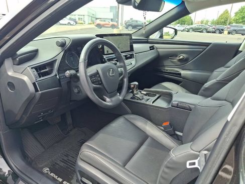 Used 2024 Lexus ES 350 w/ Premium Package FWD image 3