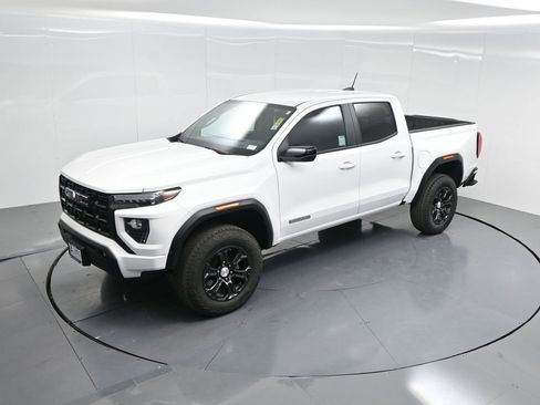 Used 2024 GMC Canyon Elevation w/ Convenience Package image 42