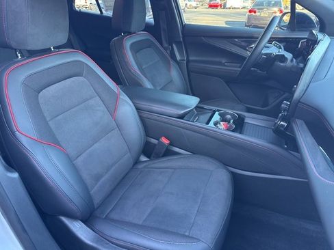 Used 2024 Chevrolet Blazer EV RS image 28