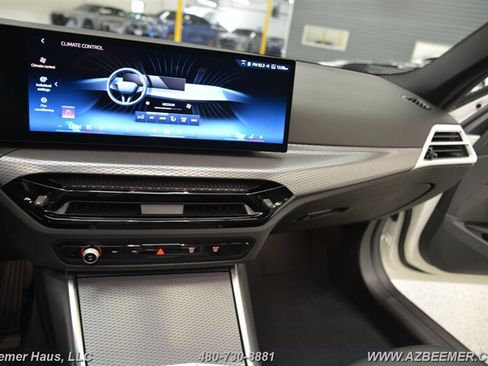 Used 2026 BMW 330i Sedan w/ Convenience Package RWD image 33