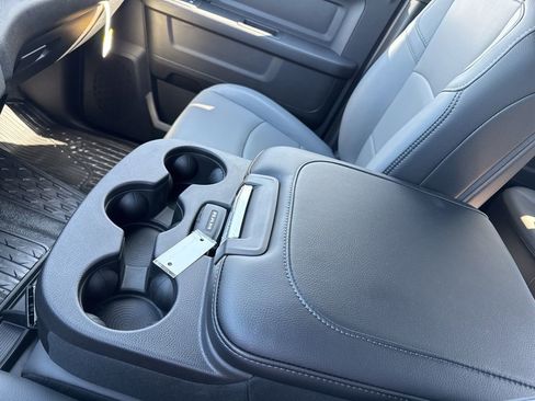 New 2025 RAM 5500 Tradesman AWD/4WD image 14