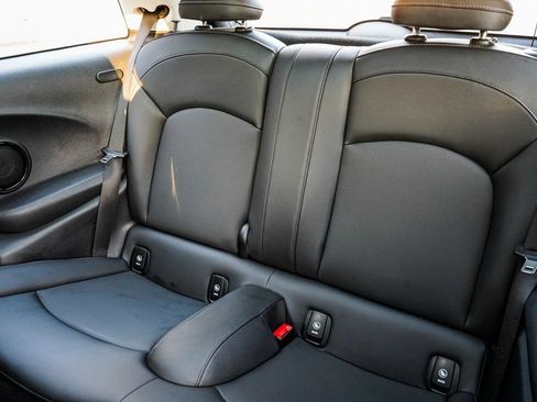 Certified 2023 MINI Cooper 2-Door Hardtop image 16