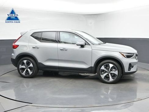 Used 2024 Volvo XC40 B5 Plus w/ Protection Package Premier AWD/4WD image 1