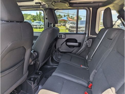 Used 2020 Jeep Wrangler Unlimited Sport AWD/4WD image 13