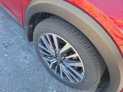 Used 2023 Nissan Kicks SV FWD image 8