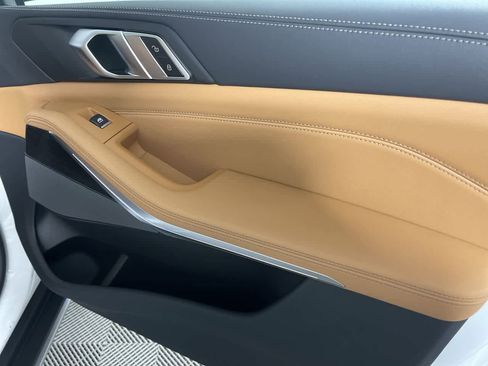 Certified 2024 BMW X5 xDrive40i w/ Premium Package image 17