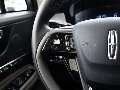 Used 2023 Lincoln Corsair AWD w/ Equipment Group 101A image 32