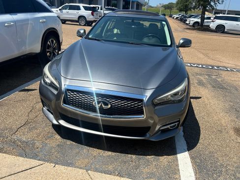 Used 2015 INFINITI Q50 Premium w/ Navigation Package RWD image 10