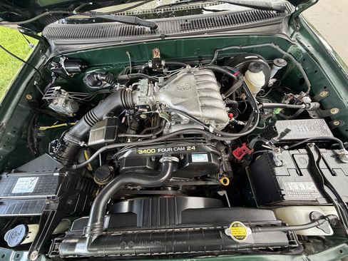 Used 2003 Toyota Tacoma 4x4 Xtracab V6 image 9