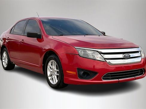 Used 2010 Ford Fusion S image 1