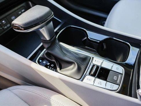 New 2025 Hyundai Tucson SE image 21