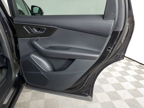 Certified 2021 Audi Q7 2.0T Premium Plus w/ Premium Plus Package image 26