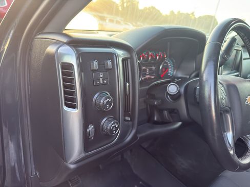 Certified 2017 Chevrolet Silverado 1500 LT w/ All Star Edition AWD/4WD image 16