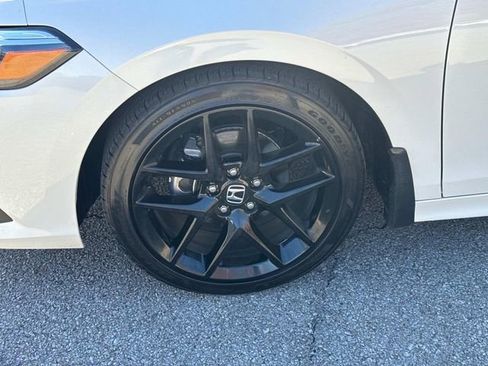 Used 2022 Honda Civic Sport image 11