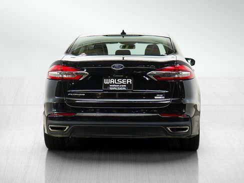 Used 2019 Ford Fusion SE AWD/4WD image 4