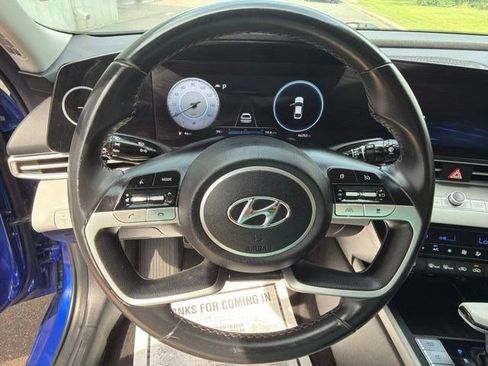 Used 2023 Hyundai Elantra Limited w/ Cargo Package FWD image 16