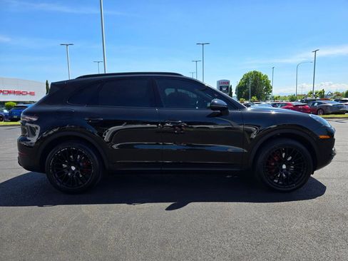 Used 2019 Porsche Cayenne AWD/4WD image 50