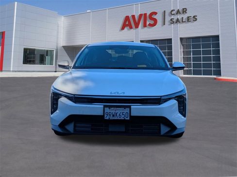 Used 2025 Kia K4 LXS image 2