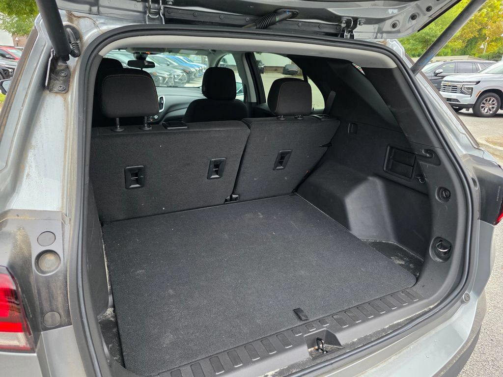 Certified 2024 Chevrolet Equinox LT FWD image 35