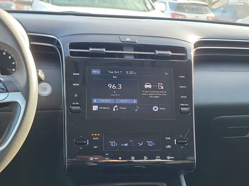 Used 2024 Hyundai Tucson SEL image 16