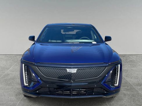 New 2026 Cadillac Lyriq Sport image 8