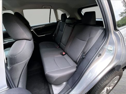 Certified 2023 Toyota RAV4 LE FWD image 21