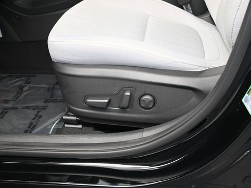 Used 2023 Hyundai Kona SEL image 14