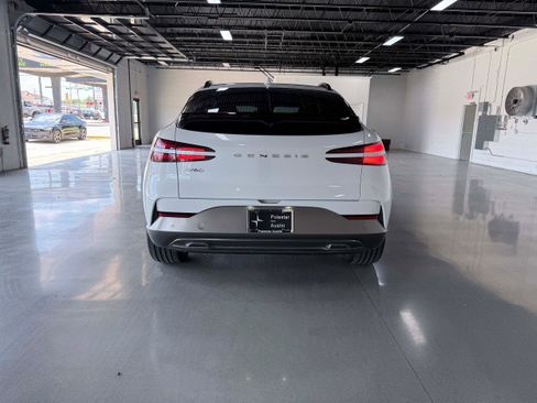 Used 2024 Genesis GV60 Performance AWD/4WD image 5