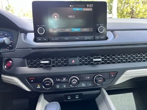 Used 2023 Honda Accord EX image 15