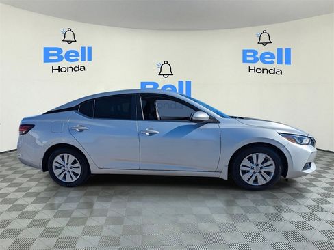 Used 2023 Nissan Sentra S image 5