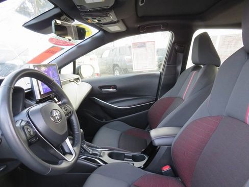 Certified 2025 Toyota Corolla SE image 16
