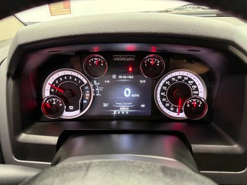 Used 2019 RAM 1500 Big Horn AWD/4WD image 5