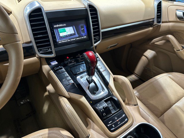 Used 2011 Porsche Cayenne AWD/4WD image 4