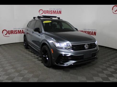 Used 2023 Volkswagen Tiguan SE R-Line AWD/4WD image 11