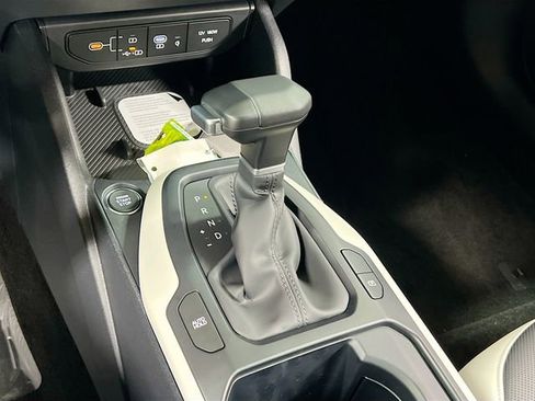 New 2025 Kia K4 GT-Line image 17