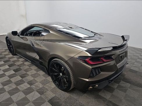 Used 2021 Chevrolet Corvette Stingray Premium Cpe w/ Z51 Performance Package RWD image 6