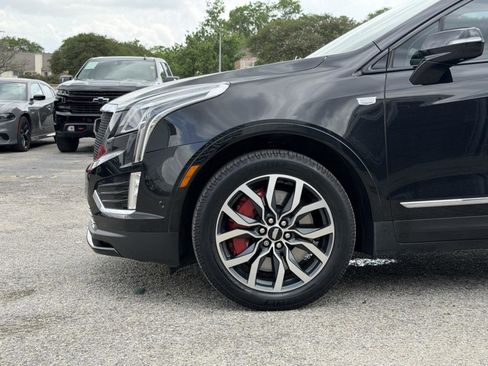 Used 2022 Cadillac XT5 Sportv w/ Platinum Package AWD/4WD image 7
