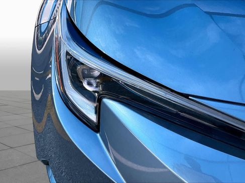Used 2025 Toyota Corolla LE FWD image 54